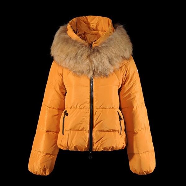 Moncler Arancione collo di pelliccia corta Cappotti